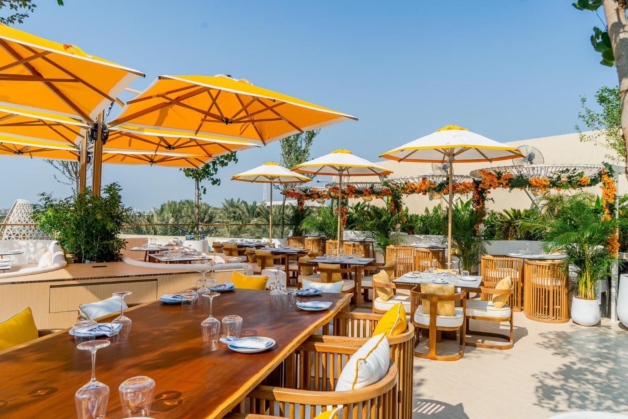 Al Habtoor Grand Resort, Autograph Collection Dubai Exterior foto The Beach